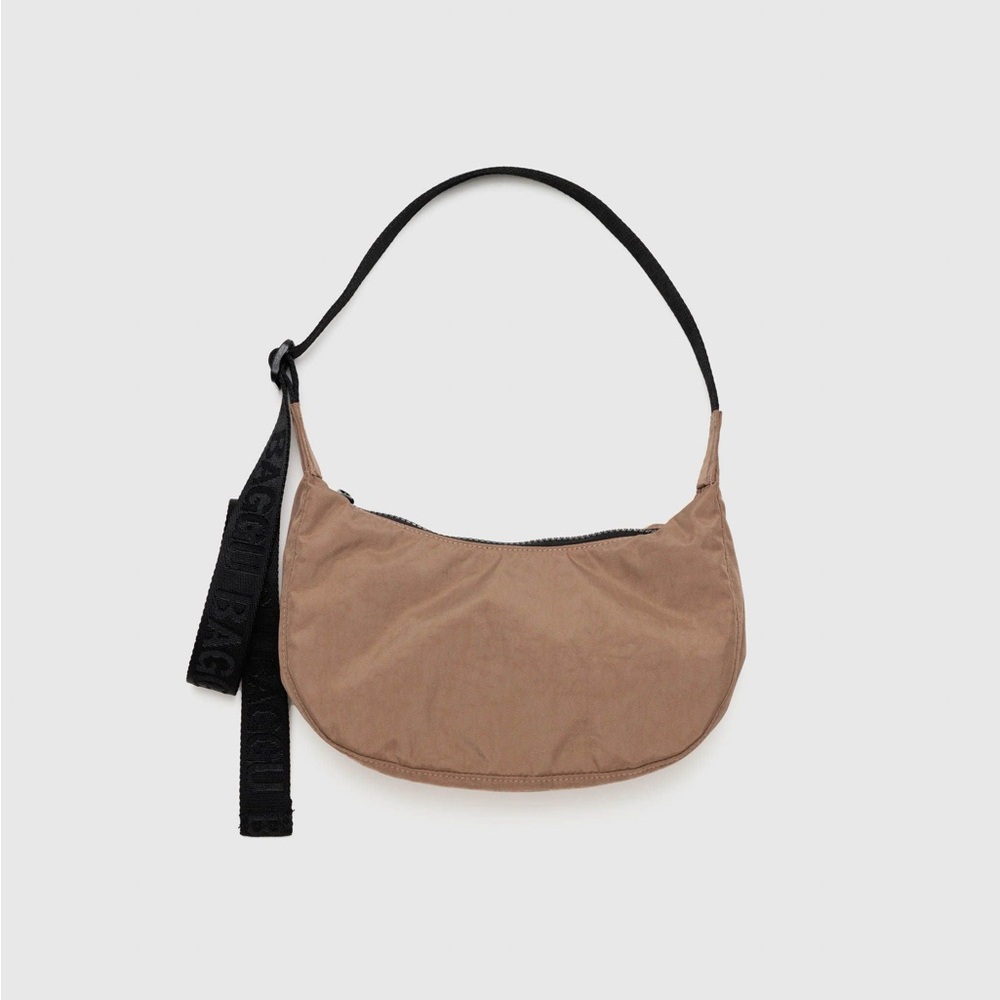 NWT BAGGU Small Nylon Crescent Bag- Cocoa